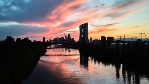 Eurozone grows 0.3% at the start of the year, industrial output soars