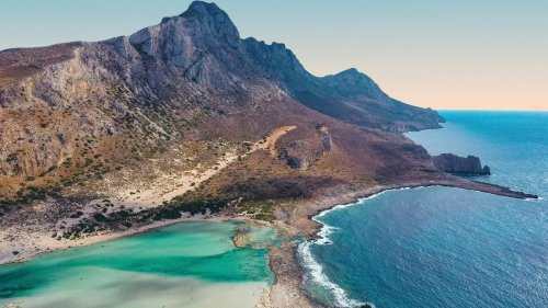 Crete earthquake: Is it safe to travel to the Greek island following second tremor in a month?