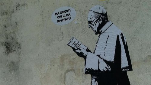 Vidéo. Une fresque à Rome questionne les invités aux funérailles du pape François