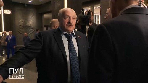 Bizarres Interview - Lukaschenko an der Seite von Putin: "Europa wird zittern"