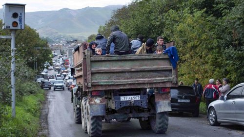 Schon 42.000 aus Berg-Karabach geflohen - Baerbock fordert Beobachter