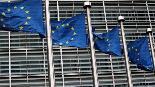 EU watchdog calls for 'workable balance' in derivatives Brexit battle