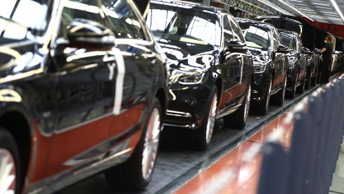 Moins de régulations et une stratégie globale, l’appel de l’industrie automobile européenne