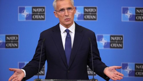 Stoltenberg zu NATO-Beitritt der Ukraine: "Die Tür steht offen'