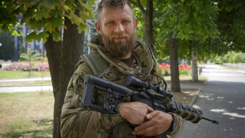 Les soldats ukrainiens de retour du front disent avoir vécu l'enfer du terre