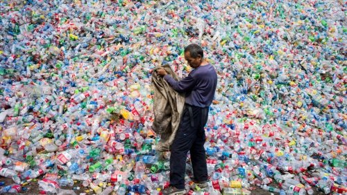 Die Welt erstickt am Plastikmüll: Fortschritte beim globalen Plastik-Vertrag