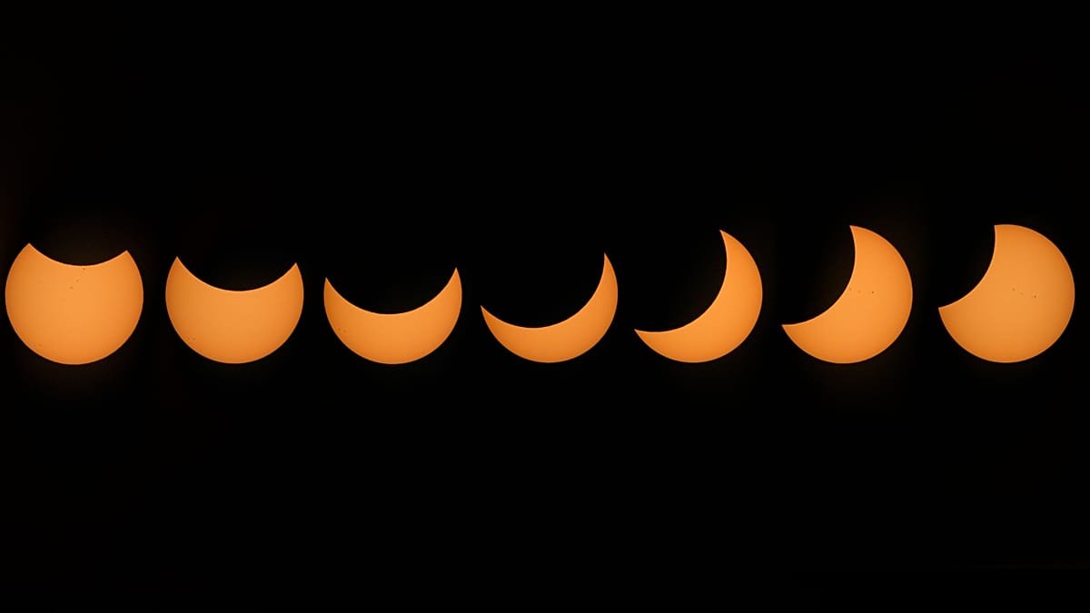 Partial lunar eclipse on Friday: Where to see it in Spain, Italy, France, Portugal and Germany