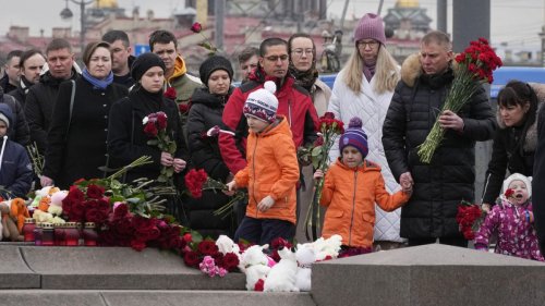 Video. WATCH: Flowers and rubble as Russia reels from Moscow concert attack