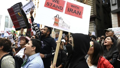 "Frau, Leben, Freiheit" - Protest im Iran und weltweit