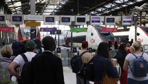 Grève à la SNCF : la direction accorde une hausse des salaires