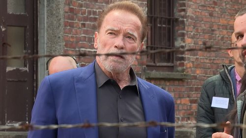VIDEO : Arnold Schwarzenegger in Auschwitz: "I'll be back"