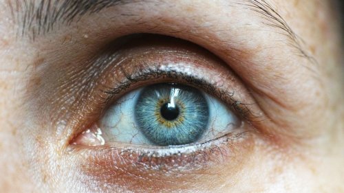 Bilim insanları yeni bir renk keşfetti: 'Çok parlak'