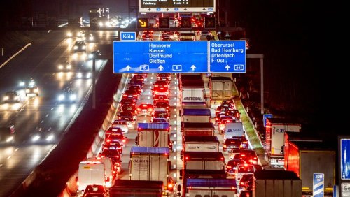 EU-Verbot von Benzinern und Dieselfahrzeugen: Können E-Autos den Streit beenden?