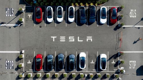 Sammelklage gegen Tesla: Vorwurf der Manipulation von Kilometerzählern
