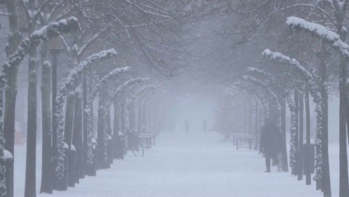 Europa im Winterzauber: Berlin und Stockholm sind vom ersten Schnee überrascht worden