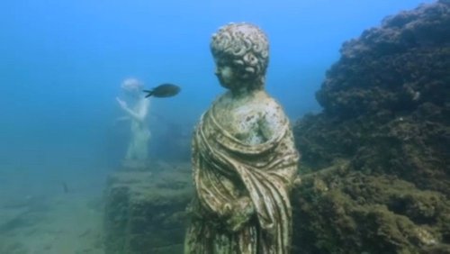 Baia : découverte de la cité romaine engloutie près de Naples