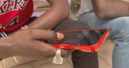 Sénégal : la coupure des réseaux sociaux passe mal