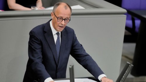 Germania, le promesse di Merz al Bundestag nel suo primo discorso: sostegno all'Ucraina e tornare a essere la locomotiva d'Europa