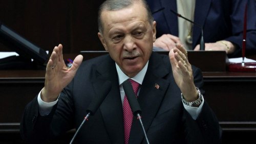 Wahlen im Mai: Exil-Türken hoffen auf ein Scheitern Erdogans