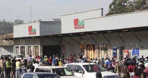 People queue to buy food after deadly protests in eSwatini capital | Africanews