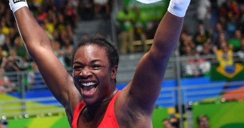 Boxer Claressa Shields extends record wins, calls for equal pay