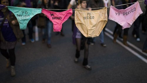 L'Espagne devient le premier pays européen à instaurer un congé menstruel