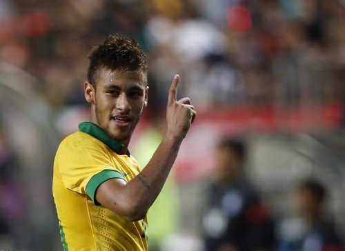 Neymar y Oscar dan un cómodo triunfo a Brasil ante Corea del Sur