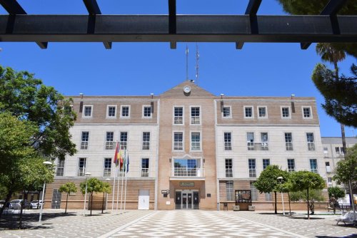 El Pleno de Los Palacios (Sevilla) aprueba los nueve proyectos del Pfoea con una inversión de 1,7 millones de euros