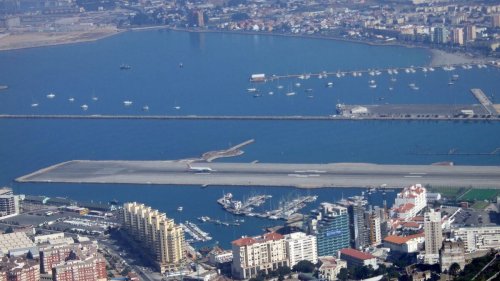 La futura comisaria de Transporte de la UE pide el uso conjunto del aeropuerto de Gibraltar