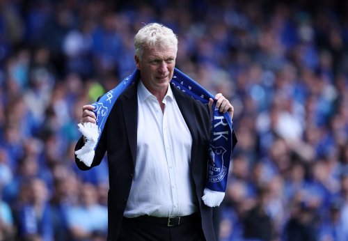 David Moyes and Everton handed bargain transfer for defender as asking price comes to the surface