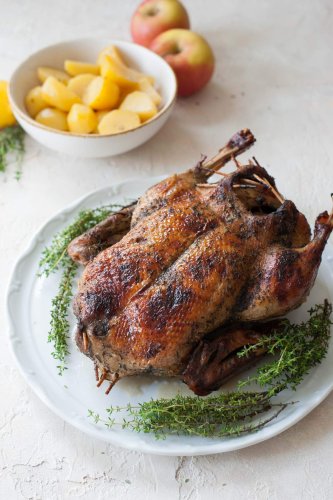 Roasted duck with apples + how to roast a whole duck