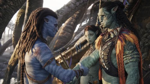 Bussano alla porta di Avatar 2: James Cameron cede il primo posto ma supererà Titanic?