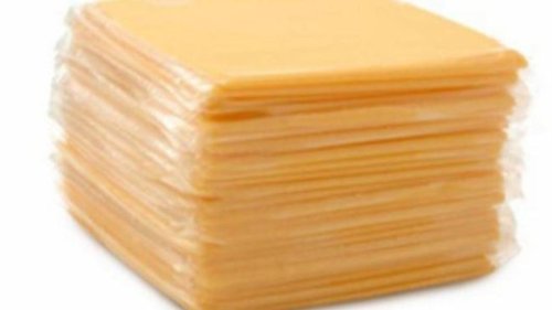 Doctors urge FDA to put breast cancer warning label on cheese