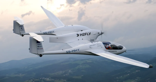 H2FLY Completed World’s 1st Piloted Flight of a Liquid Hydrogen-Powered Electric Aircraft