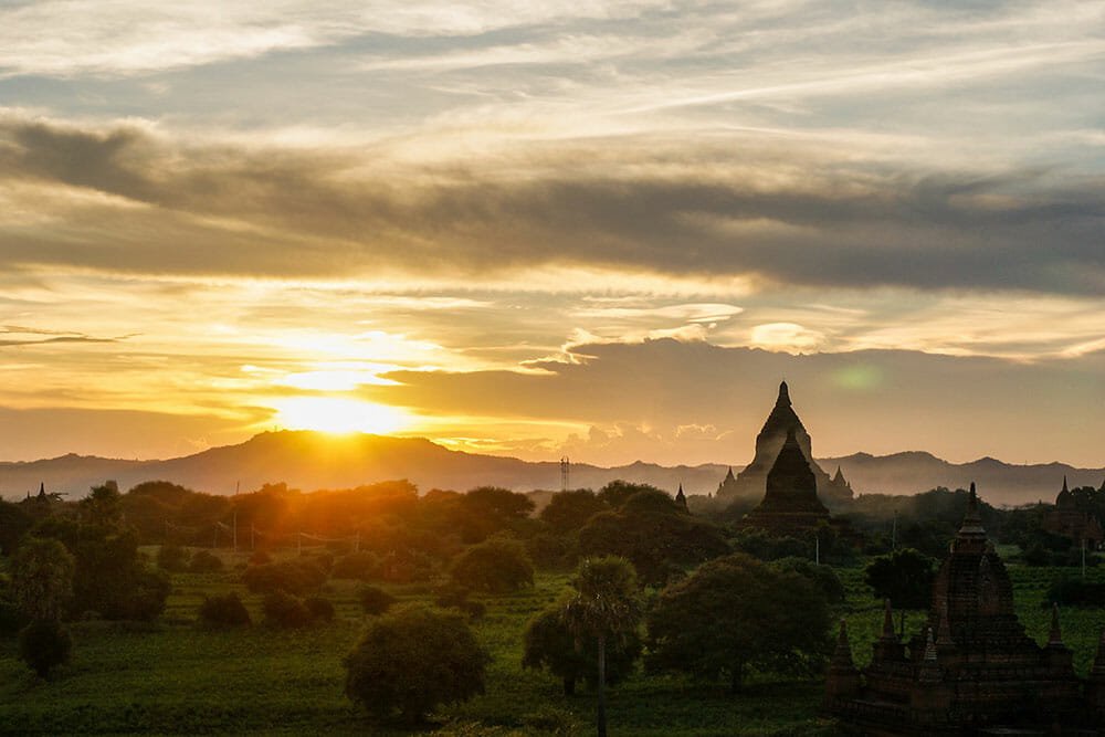 Why Myanmar should be on your bucket list (before it’s too late) - Brogan Abroad