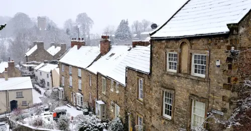 Weather maps show when and where more snow will hit Yorkshire today after early flurries