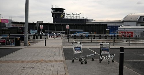 Amazon shoppers say this cabin bag is 'perfect for Ryanair' and 'great value'