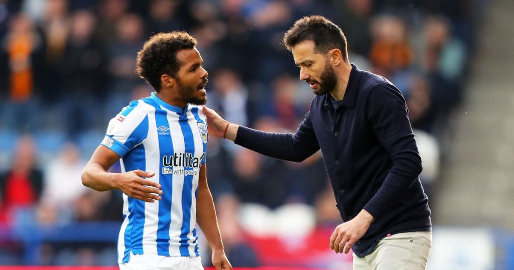 HUDDERSFIELD TOWN - cover