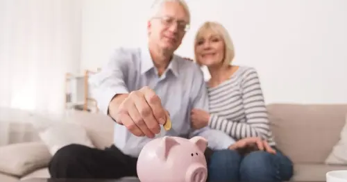 DWP urged to send out letter to 'every' person born before 1975
