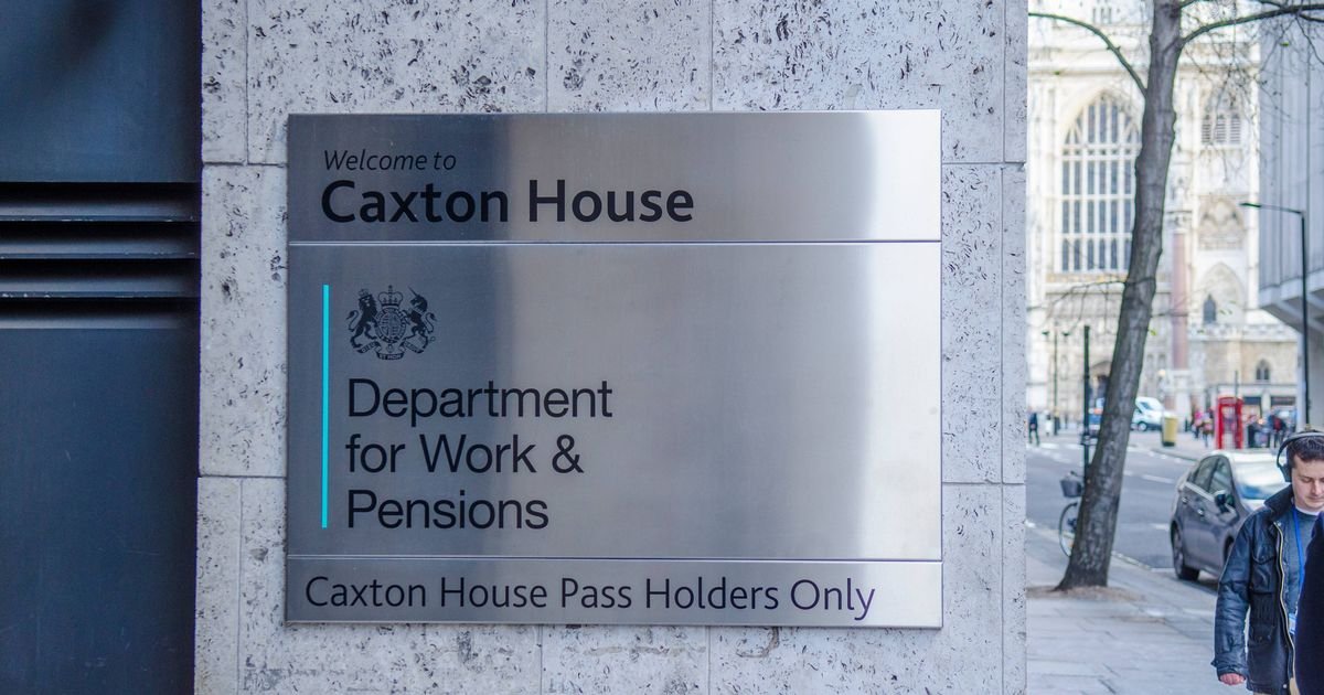 New DWP rule change means 400,000 people set for £5,000 payout