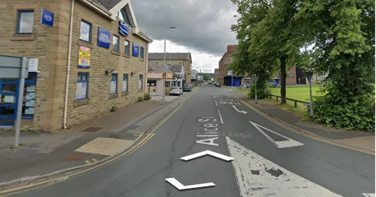 Driver tells police to use their time better after looking at his backseats