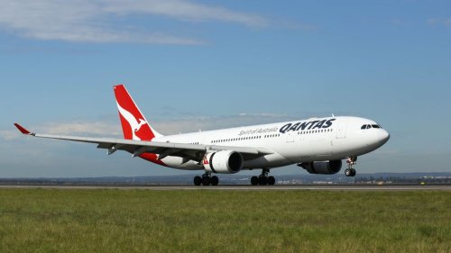 Qantas gets ready to replace its A330s