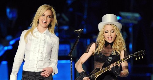 Madonna quiere repetir icónico beso con Britney Spears en gira