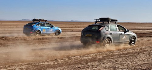 Budget Hatchbacks Cross the Sahara in Preparation for “Driven to Extremes Sahara 2025”