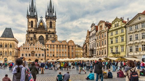 Rick Steves Avoids This Travel Mistake To Get The Most Out Of Popular European Destinations