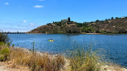 This Beautiful Lake In Sunny San Diego Is A Family-Friendly Haven For Fishing & Outdoor Fun