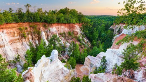 Visit This Wildly Underrated State Park To See The Grand Canyon Of Georgia