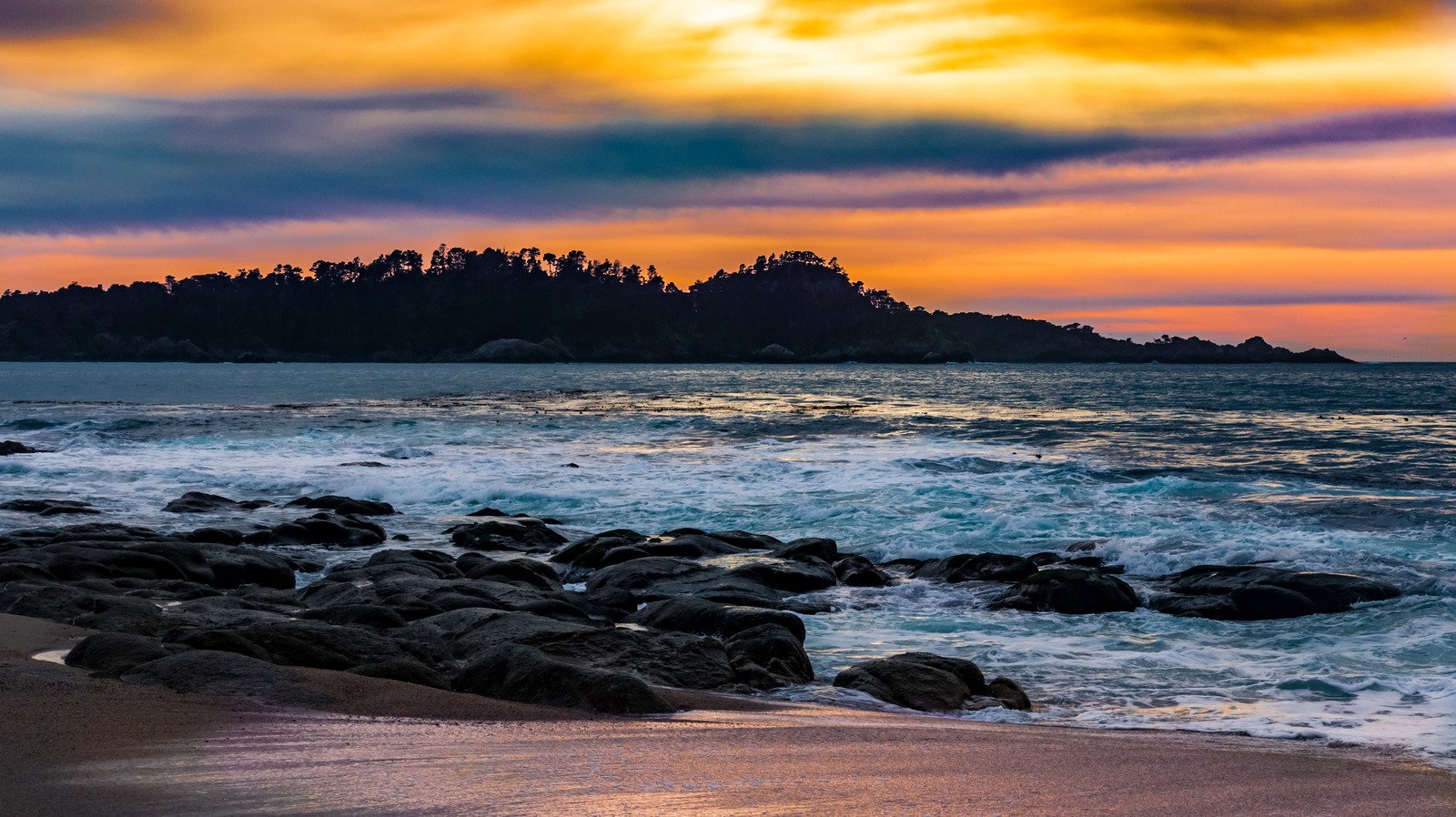 Avoid Crowds At This Beautiful And Overlooked Northern California Beach