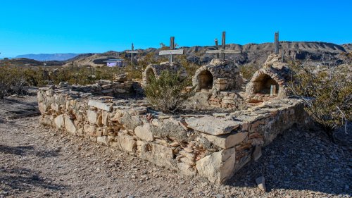 Just Outside Of Big Bend National Park Is An Underrated Texas Ghost Town With Eerie Vibes