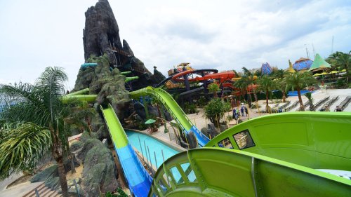 The Iconic Water Park Many Visitors Agree Has Some Of The Best Rides And Food In Florida